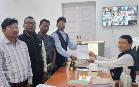 ସେଙ୍ଗେଲ ପକ୍ଷରୁ ଜିଲ୍ଲାପାଳଙ୍କୁ ଦାବିପତ୍ର ପ୍ରଦାନ ବାସନ୍ଦ ପରିବାରକୁ ନ୍ୟାୟ, ସୁରକ୍ଷା ଦିଆନଗଲେ ରାଜରାସ୍ତାରେ ସେଙ୍ଗେଲର ଧାରଣା