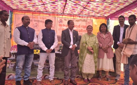 ନୂଆପଡା ଜିଲ୍ଲା ଟିମନପୁର ଗ୍ରାମ ପଞ୍ଚାୟତରେ ପ୍ରବାସୀ ଶ୍ରମିକ ସଚେତନତା ଶିବିର ଓ ଅନ୍ୟାନ୍ୟ କାର୍ଯ୍ୟକ୍ରମ ଅନୁଷ୍ଠିତ