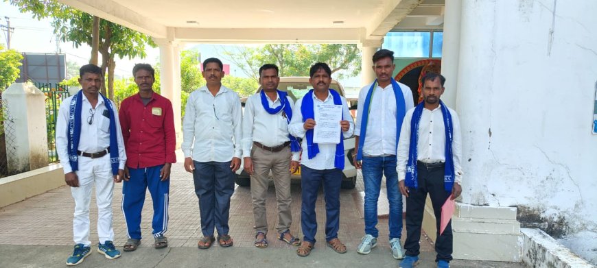 ଜିଲ୍ଲା ପରିଷଦ ଅଧ୍ୟକ୍ଷାଙ୍କୁ ନକଲି ଆଦିବାସି ଦର୍ଶାଇ ପଦବୀ ରଦ୍ଧ ପାଇଁ ଜିଲ୍ଲାପାଳଙ୍କୁ ଲିଖିତ ଅଭିଯୋଗ କଲା ଜିଲ୍ଲା ବି.ଏସ.ପି