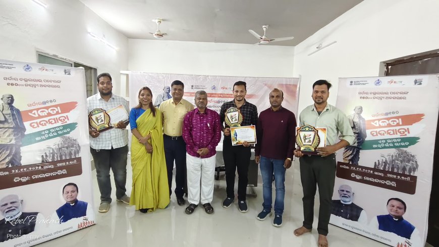 ଏକତା ପଦଯାତ୍ରାରେ  ସାମିଲ ହୋଇଥିବା ଇନଫ୍ଲୁଏନ୍ସରଙ୍କୁ ସମ୍ୱର୍ଦ୍ଧନା