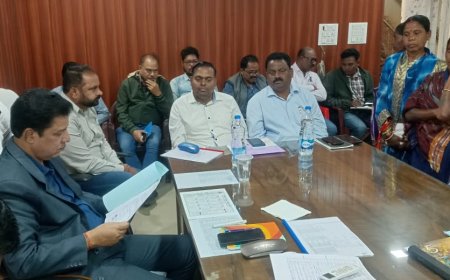 ଝରିଗାଁଠାରେ ଜିଲ୍ଲାପାଳ ଏବଂ ଆରକ୍ଷୀ ଅଧିକ୍ଷକଙ୍କ ଙ୍କ ଯୁଗ୍ମ ଅଧ୍ୟକ୍ଷତାରେ ଏକ ଜନଶୁଣାଣି ଶିବିର ଅନୁଷ୍ଠିତ