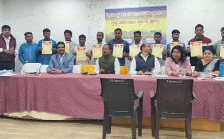 କୋମନା ବ୍ଲକ୍ ରେ ଜିଲ୍ଲା ସ୍ତରୀୟ ଯୁଗ୍ମ ଅଭିଯୋଗ ଶୁଣାଣି ଶିବିର ଅନୁଷ୍ଠିତ