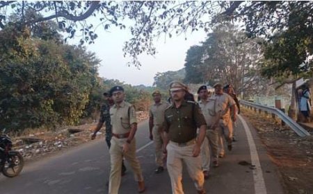 ସମଗ୍ର କନ୍ଧମାଳରେ ବଡଦିନ ଉତ୍ସବ ପାଳନ ପ୍ରସ୍ତୁତି ପାଇଁ ପୋଲିସ ପ୍ରଶାସନ ପକ୍ଷରୁ ଫ୍ଲାଗ ମାର୍ଚ୍ଚ