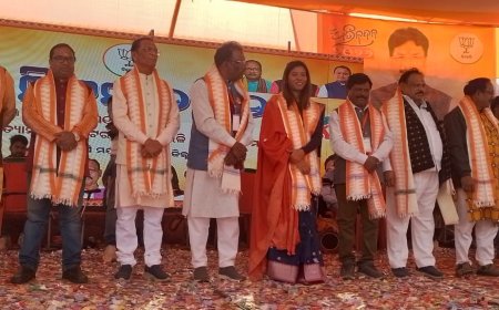 ମୟୁରଭଞ୍ଜ ରେ ବିଜେପିର ବନ୍ଧୁ ମିଳନ ଅଂଶ ଗ୍ରହଣ କଲେ 5000 ରୁ ଅଧିକ କର୍ମୀ ଙ୍କ ସହିତ ମୟୂରଭଞ୍ଜର ସମସ୍ତ ବିଧାୟକ, ସାଂସଦ ଓ ମନ୍ତ୍ରୀ