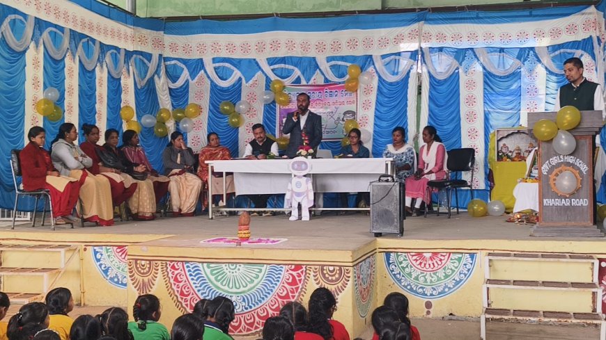 ସରକାରୀ ବାଳିକା ଉଚ୍ଚ ବିଦ୍ୟାଳୟ ଖରିଆର ରୋଡ଼ ରେ ବିଜ୍ଞାନମେଳା ଅନୁଷ୍ଠିତ