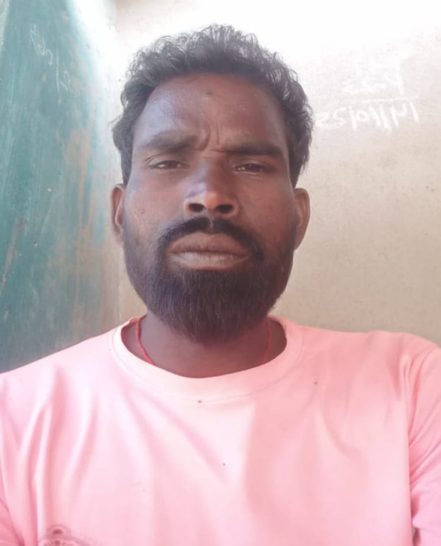 ଗରିବ ପରିବାରକୁ କୁଲି କରିବା ହେଲା କାଳ