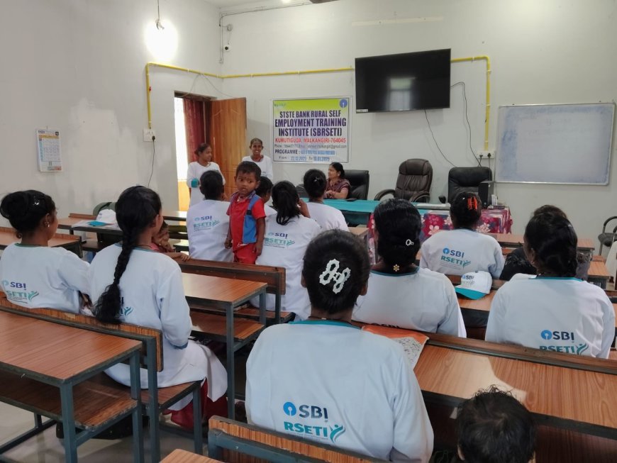 ମାଲକାନଗିରି ଏସ ବି ଅର୍ ସିଟି ଦ୍ଵାରା 35 ଜଣ ମହିଳା ମାନଙ୍କୁ  ପାପଡ଼, ଅଚାର ଏବଂ ମସଲା ତିଆରି ପ୍ରଶିକ୍ଷଣ