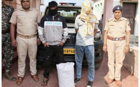 ପୋଲିସ ପାଟ୍ରୋଲିଂ ବେଳେ ସ୍କୁଟି ସହ ଗଞ୍ଜେଇ ଜବତ : ଦୁଇ ଗିରଫ