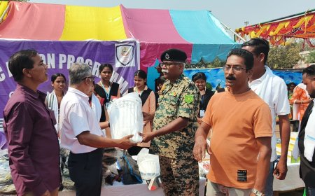 ବିଏସଏଫ ପକ୍ଷ୍ୟରୁ ଜନ ସମ୍ପର୍କ ଶିଶିର, ଦୁର୍ଗମ ଅଂଚଳକୁ ମୁଖ୍ୟ ଧାରା ସହ ଯୋଡ଼ି ରଖିବାକୁ ସର୍ବଦା ପ୍ରୟାସ