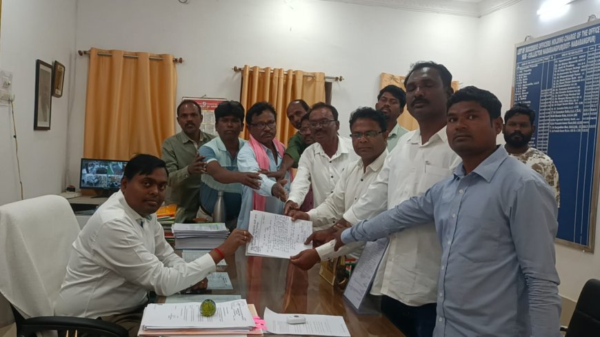 ନବରଙ୍ଗପୁର ଜିଲ୍ଲା ଅନୁସୂଚିତ ଜାତିସଙ୍ଘ ଉମରକୋଟ ଶାଖା ପକ୍ଷରୁ ସଭାଗୃହ ନିମନ୍ତେ ଜମି ପ୍ରଦାନ ପାଇଁ ଉପ ଜିଲ୍ଲାପାଳଙ୍କୁ ଦାବିପତ୍ର ପ୍ରଦାନ