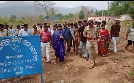 ।। କୁଇକୁଳ ସମିତି ଶାଖା କୋଟଗଡ଼ ପକ୍ଷରୁ ଜମି ଉପରେ ଲାଗିଥିବାରୁ ବିବାଦ ସୃଷ୍ଟି ହେଉଛି ।।