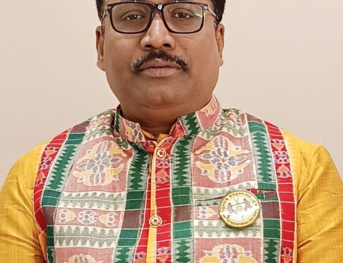 ମୟୁରଭଞ୍ଜ ଛଉ ନୃତ୍ୟ ଉପରେ ଡକ୍ଟରେଟ୍ ଲାଭ କଲେ ସୁଧୀର ନାୟକ