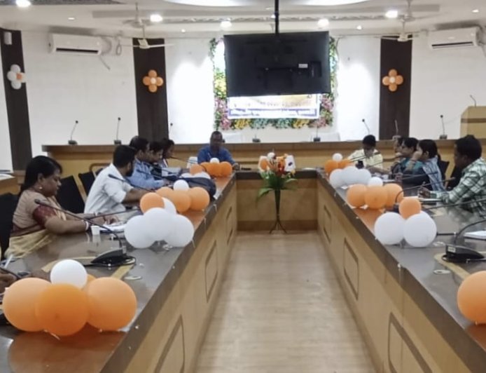 ମାଲକାନଗିରିରେ ଜିଲ୍ଲା ସ୍ତରୀୟ ଓଡ଼ିଶା ଦିବସ ପ୍ରସ୍ତୁତି ବୈଠକ:ଉତ୍ସାହର ସହ ପାଳନ ପାଇଁ ନିଷ୍ପତ୍ତି