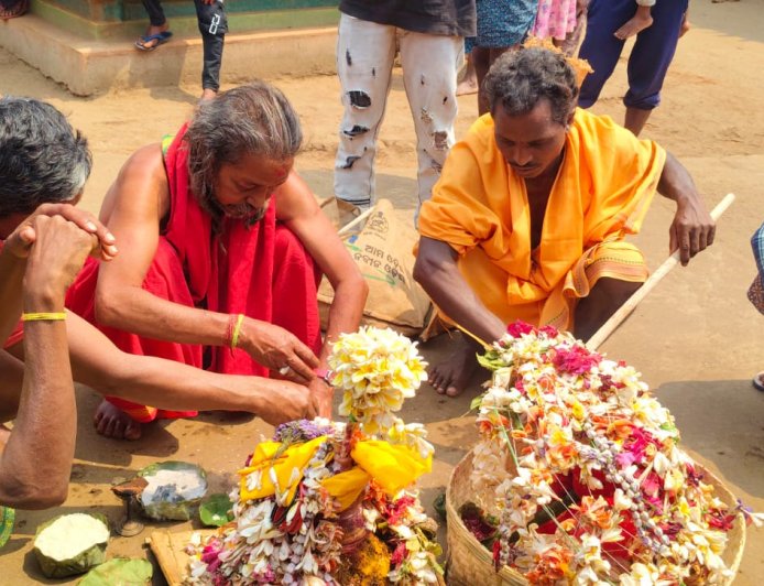 ଘଟଯାତ୍ରାକୁ ନେଇ ଥୁଆମୂଳ ରାମପୁର ଅଞ୍ଚଳ ଚଳଚଞ୍ଚଳ