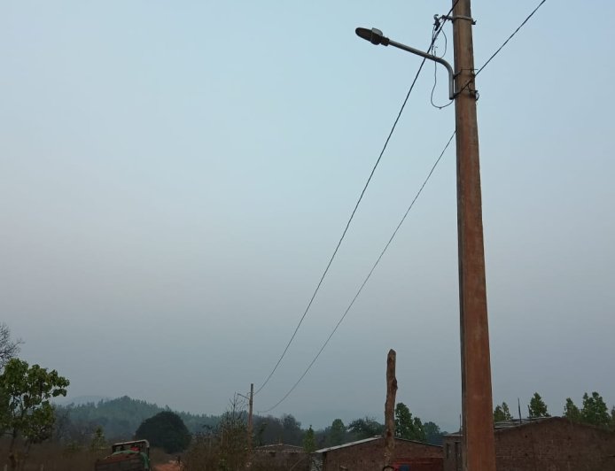 ଉପରରାଙ୍ଗା ସୁଗା ରେ ଅଚଳ ଅବସ୍ଥାରେ ପଡ଼ି ରହିଛି ଷ୍ଟ୍ରିଟ ଲାଇଟ୍:ମରାମତି କରିବା ପାଇଁ ଦାବି