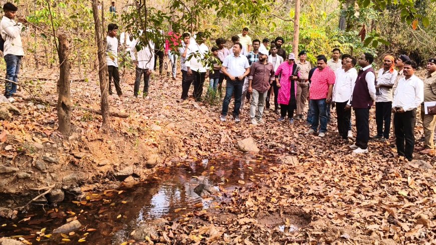 ପଡ଼ିଆ ବ୍ଲକ୍‌ର ବାପନପଲ୍ଲୀ ଗ୍ରାମ ପଞ୍ଚାୟତର ଏମ୍ ଭି ୫୮ ଗ୍ରାମର ପାହାଡ଼ ନିକଟରେ ଡ୍ୟାମ୍ ପାଇଁ ସ୍ଥଳ ପରିଦର୍ଶନ ଓ ବୈଠକ ଅନୁଷ୍ଠିତ