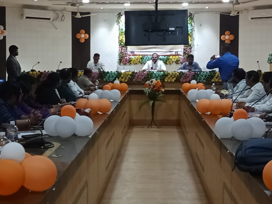 ପ୍ରଶାସନିକ କାର୍ଯ୍ୟଦକ୍ଷତା ବୃଦ୍ଧି ପାଇଁ ଏଆଇ ଟୁଲ୍ ର ପ୍ରୟୋଗ:ମାଲକାନଗିରିରେ ଅନୁଷ୍ଠିତ ହେଲା ସ୍ୱତନ୍ତ୍ର ଦକ୍ଷତା ବିକାଶ କର୍ମଶାଳା