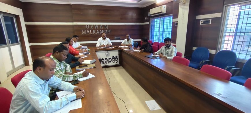 ଜନଗଣନା-୨୦୨୭ ଓ ସ୍ୱତନ୍ତ୍ର ସଘନ ସଂଶୋଧନ କାର୍ଯ୍ୟକ୍ରମ ପାଇଁ ଜିଲ୍ଲାପାଳଙ୍କ ସମୀକ୍ଷା ବୈଠକ