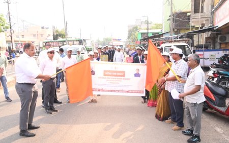 ମାଲକାନଗିରିରେ ଓଡ଼ିଆ ନାମ ଫଳକ ଲେଖା ଅଭିଯାନ: ଜିଲ୍ଲାପାଳଙ୍କ ଦ୍ୱାରା ଶୁଭାରମ୍ଭ