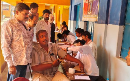 ବିଶ୍ୱ ମ୍ୟାଲେରିଆ ଦିବସ ଅବସରରେ ଉତ୍ତମ ମାଲିକ ଗ୍ରୁପ୍ ଅଫ୍ ଇନଷ୍ଟିଚ୍ୟୁଟର ମାଗଣା ମେଗା ଚିକିତ୍ସା ଶିବିର ଅନୁଷ୍ଠିତ