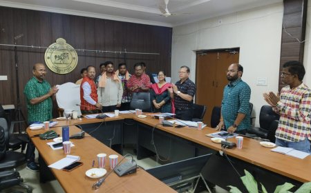 ନୂଆପଡ଼ାରେ ଉପ-ନିର୍ବାଚନ ସୁପରିଚାଳନା ପାଇଁ ଅଧିକାରୀମାନଙ୍କୁ ସମ୍ୱର୍ଦ୍ଧିତ କଲେ ଜିଲ୍ଲାପାଳ