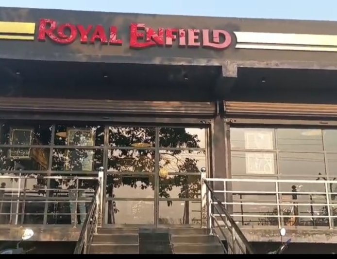 ଖରିଆର ରୋଡ୍‌ରେ ଲଞ୍ଚ୍‌ ହେଲା  ୨୦୨୬ ରେ Royal Enfield Hunter ର ନୂଆ ମଡେଲ୍