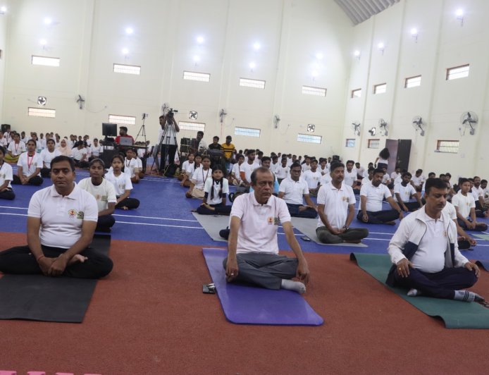 ମହାରାଜା ଶ୍ରୀରାମଚନ୍ଦ୍ର ଭଞ୍ଜଦେଓ ବିଶ୍ୱବିଦ୍ୟାଳୟରେ ୨୦୨୬ ଅନ୍ତର୍ଜାତୀୟ ଯୋଗ ଦିବସ ପାଇଁ ୭୨ ଦିନିଆ କାଉଣ୍ଟଡାଉନ୍ କାର୍ଯ୍ୟକ୍ରମ ସମାପନ