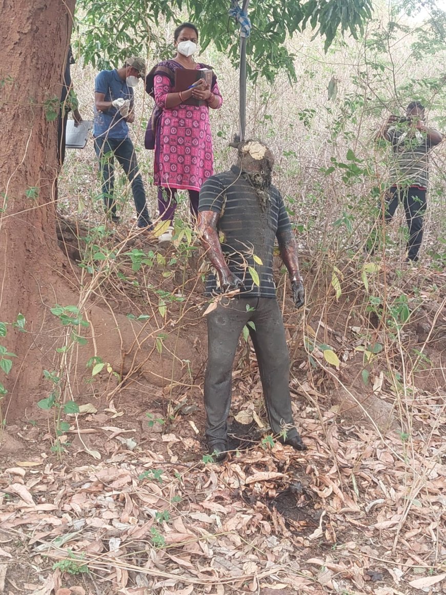 ସାରଙ୍ଗଗଡ଼ ଥାନା ମୁଣ୍ଡି କୂପା ଜଙ୍ଗଲରେ ଯୁବକଙ୍କ ଝୁଲନ୍ତା ମୃତ ଦେହ ଉଦ୍ଧାର