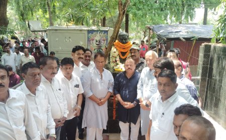 ବିଶ୍ଵ ଶ୍ରମିକ ଦିବସ ଅବସରରେ  ଓଡିଶା ବିଦ୍ୟୁତ କର୍ମଚାରୀ ମହାସଂଘ ର ଏକ ସାଧାରଣ ସମାବେଶ  ବାରିପଦା ର ସହିଦ ସ୍ତୁତି ଭବନ ଠାରେ ମହା ସମାରୋହରେ ଅନୁଷ୍ଠିତ ହୋଇଯାଇଛି