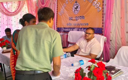 କାଲିମେଳାରେ ଜିଲ୍ଲା ସ୍ତରୀୟ ଅଭିଯୋଗ ଶୁଣାଣି:୬୧ଟି ଆବେଦନ ଗ୍ରହଣ ସହ ସେବା ପ୍ରଦାନ ପାଇଁ ସ୍ୱତନ୍ତ୍ର କ୍ୟାମ୍ପ