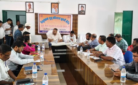 ଚିତ୍ରକୋଣ୍ଡାର ଗୁଣ୍ଠାୱାଡା ଗ୍ରାମ ପଞ୍ଚାୟତରେ ଅଭିଯୋଗ ଶୁଣାଣି: ୫୦ଟି ଅଭିଯୋଗ ପତ୍ର ଗ୍ରହଣ, ତୁରନ୍ତ ସମାଧାନ ପାଇଁ ଜିଲ୍ଲାପାଳଙ୍କ ନିର୍ଦ୍ଦେଶ