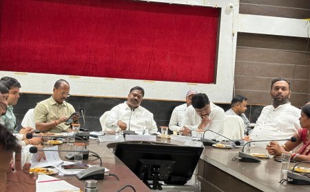 ନୂଆପଡ଼ାରେ ବିଭିନ୍ନ ବିକାଶମୂଳକ କାର୍ଯ୍ୟର ସମୀକ୍ଷା କଲେ ପଞ୍ଚାୟତିରାଜ ଓ ପାନୀୟ ଜଳ  ଏବଂ ଗ୍ରାମ୍ୟ ଉନ୍ନୟନ ମନ୍ତ୍ରୀ ରବି ନାରାୟଣ ନାଏକ, ‘ନୂଆପଡ଼ା ହାଟ’ୱେବ୍ ପୋର୍ଟାଲର ଶୁଭାରମ୍ଭ