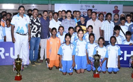 ମୁଖ୍ୟମନ୍ତ୍ରୀ ଟ୍ରଫି ଫୁଟବଲ ଚାମ୍ପିୟାନସିପ ଉଦଯାପିତ ( ବାଳକ ବିଭାଗରେ ଏନ ୱାୟ କେ, ବହଳଦା ଓ ବାଳିକା ବିଭାଗରେ ସାତକୋଶିଆ ଚମ୍ପିୟାନ )