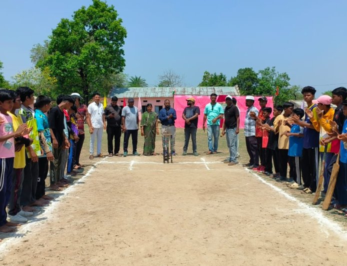 ଟ୍ରେଡ଼ ଇଣ୍ଡିଆ ଟ୍ରଷ୍ଟ ପକ୍ଷ୍ୟରୁ ସମର କ୍ରୀଡା, ଯୋଗ ଦେଲେ ଦୁଇ ରାଜ୍ୟର ଶତାଧିକ ଛାତ୍ରଛାତ୍ରୀ