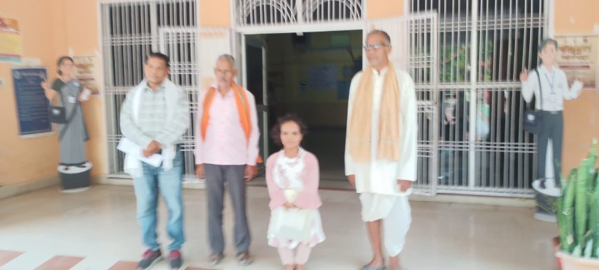 ଭିନକ୍ଷମ ଯୁବତୀ ବିଭିନ୍ନ ସମସ୍ୟା ନେଇ ଜିଲାପାଳଙ୍କ ଦ୍ବାରସ୍ଥ