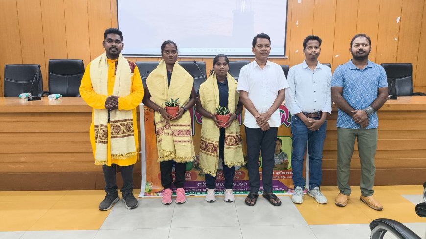ଆନ୍ତର୍ଜାତୀୟ ରଗବୀ ଖେଳାଳିଙ୍କୁ ଓ ବାଲୁକା ଶିଳ୍ପୀ ଙ୍କୁ  ଜିଲ୍ଲା ପ୍ରସାସନ ପକ୍ଷରୁ ସମ୍ବର୍ଦ୍ଧନା