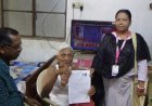 ମାଲକାନଗିରି ଜିଲ୍ଲାରେ ଏସଆଇଆର ୨୦୨୬ ଅଭିଯାନ: ୮୫ ବର୍ଷରୁ ଅଧିକ ବୟସ୍କ ବରିଷ୍ଠ ଭୋଟରଙ୍କ ଘରେ ପହଞ୍ଚି ଫର୍ମ ପ୍ରଦାନ କଲେ ପ୍ରଶାସନିକ ଅଧିକାରୀ