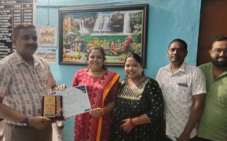 ନୂଆପଡ଼ାରେ ଡିଡିସି ଓ ଡିଏଲଆରସି ବୈଠକ: ଋଣ ପ୍ରଦାନ ଓ ଆର୍ଥିକ ଅନ୍ତର୍ଭୁକ୍ତୀକରଣର ପ୍ରଗତି ସମୀକ୍ଷା,  ଶଶୀଭୂଷଣ ପାଣିଗ୍ରାହୀଙ୍କୁ ‘ବ୍ୟାଙ୍କ ପରମ ମିତ୍ର’ ପୁରସ୍କାର