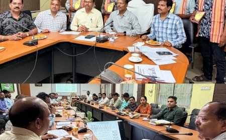 ନୂଆପଡ଼ାରେ ଡୁଡା ସମୀକ୍ଷା ବୈଠକ:  ନଗର ଉନ୍ନୟନ କାର୍ଯ୍ୟକ୍ରମର ଅଗ୍ରଗତି ନେଇ ଜିଲ୍ଲାପାଳଙ୍କ ସମୀକ୍ଷା