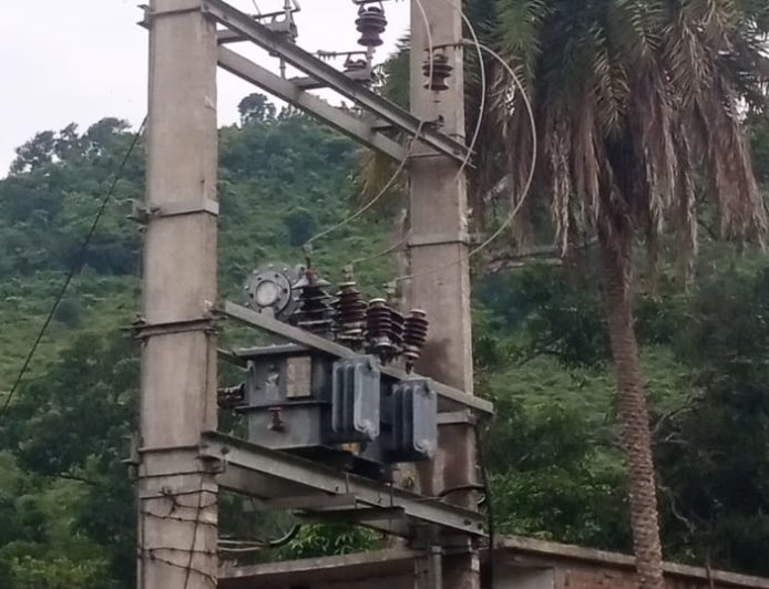 ଦୁଇ ଗୋଟି ବିଦ୍ୟୁତ୍ ଟ୍ରାନ୍ସଫର୍ମର ପୋଡ଼ି ଗୋଟିଏ ସପ୍ତାହରୁ ଉର୍ଦ୍ଧ ଦିନ ହେଲା ଅନ୍ଧାରରେ ମାର୍ଦ୍ଧିଫଙ୍କା ଗ୍ରାମବାସୀ