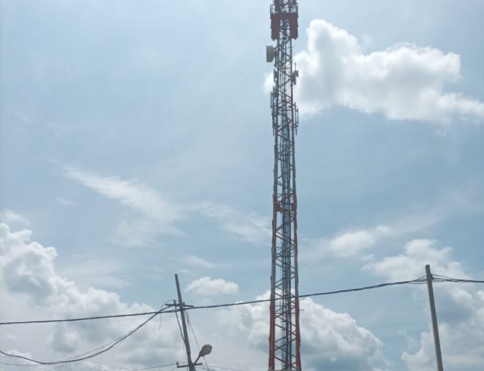 କୋଟଗଡ଼ ରେ ଥିବା BSNL ଟାୱାର ଉପରେ ସରକାରଙ୍କ ଦୃଷ୍ଟି ପଡ଼ିବ କେବେ ମୃତ ଅବସ୍ତାରେ ପଡ଼ି ରହିଛି ଟାୱାର I