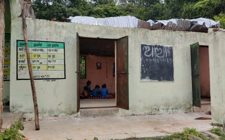 ଭଙ୍ଗା ଦଦରା ଶ୍ରେଣୀ ଗୃହରେ ଚାଲିଛି ପିଲାଙ୍କ ଭବିଷ୍ୟତ ଗଢା