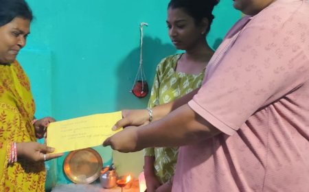 ମୃତ କର୍ମଚାରୀଙ୍କ ପରିବାରକୁ ଆର୍ଥିକ ସହଯୋଗର ହାତ ବଢ଼ାଇଲେ ପୁରାତନ ଛାତ୍ର