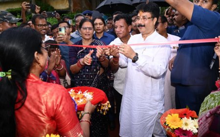 ମା' ଆଦିଶକ୍ତି ଉଦ୍ୟୋଗ ପରିସରର ଶୁଭ ଉଦ୍‌ଘାଟନ:ଗ୍ରାମାଞ୍ଚଳର ମହିଳାଙ୍କ ଆର୍ଥିକ ସଶକ୍ତିକରଣ ଦିଗରେ ଏକ ଗୁରୁତ୍ୱପୂର୍ଣ୍ଣ ପଦକ୍ଷେପ:-୩୫ ଲକ୍ଷ ଟଙ୍କା ବ୍ୟୟରେ ପ୍ରତିଷ୍ଠିତ ଉଦ୍ୟୋଗ ପରିସର ମାଧ୍ୟମରେ ୫୦୦ରୁ ଅଧିକ ମହିଳା ଉପକୃତ ହେବେ