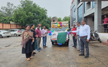 ଝାରସୁଗୁଡାରେ ପ୍ରଧାନମନ୍ତ୍ରୀ ଫସଲ ବୀମା ଯୋଜନା ପ୍ରଚାର ରଥର ଶୁଭାରମ୍ଭ  :ଗ୍ରାମାଞ୍ଚଳରେ ସଚେତନତା ସୃଷ୍ଟି ସହ ଅଧିକରୁ ଅଧିକ କୃଷକଙ୍କୁ ଯୋଜନାରେ ସାମିଲ କରିବା ଲକ୍ଷ୍ୟ