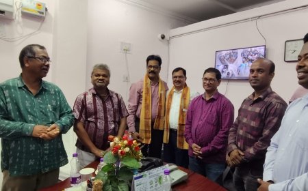 ମାଲକାନଗିରି ଜିଲ୍ଲାପାଳଙ୍କ କାର୍ଯ୍ୟାଳୟରେ ମିଳିତ ଅବସରକାଳୀନ ସମ୍ବର୍ଦ୍ଧନା ସଭା ଅନୁଷ୍ଠିତ