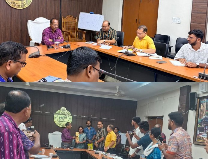 ନୂଆପଡ଼ାରେ ମିଶନ ଶକ୍ତି ଓ ଓଡ଼ିଶା ଜୀବିକା ମିଶନ ସମୀକ୍ଷା:ଲକ୍ଷପତି ଦିଦି ସୃଷ୍ଟି, ବ୍ୟାଙ୍କ ଲିଙ୍କେଜ୍ ଓ ପ୍ରବାସୀ ପରିବାରର ଜୀବିକା ସଶକ୍ତୀକରଣ ଉପରେ ଜିଲ୍ଲାପାଳଙ୍କ ଗୁରୁତ୍ୱ