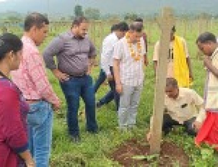 ମାଲକାନଗିରି ଗସ୍ତରେ କେନ୍ଦ୍ରୀୟ ପ୍ରଭାରୀ ଅଧିକାରୀ ମହମୁଦ ଅହମ୍ମଦ: ବିଭିନ୍ନ ବିକାଶମୂଳକ ପ୍ରକଳ୍ପର କଲେ ସମୀକ୍ଷା