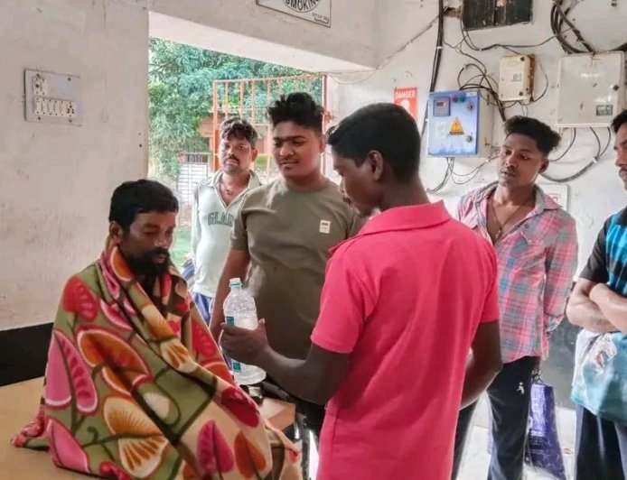 ଜଙ୍ଗଲରେ ଫୁଟୁଥିବା ଅ ଜଣା ଛତୁ ଖାଈ ୯ଜଣ ଗୁରୁତର