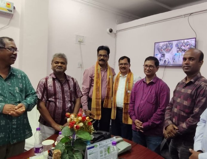 ମାଲକାନଗିରି ଜିଲ୍ଲାପାଳଙ୍କ କାର୍ଯ୍ୟାଳୟରେ ମିଳିତ ଅବସରକାଳୀନ ସମ୍ବର୍ଦ୍ଧନା ସଭା ଅନୁଷ୍ଠିତ